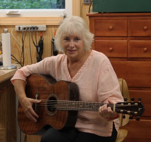 Jeanette Chapman with her Custom Indian Rosewood OM Guitar, Lichty Guitars-7