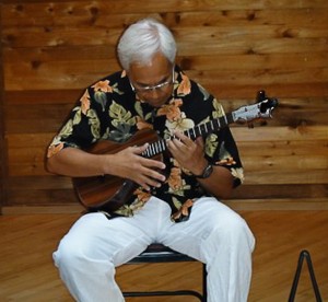 Ukulele Legend Kimo Hussey playing a Lichty Baritone Ukulele