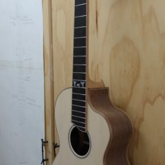 custom-parlor-guitar-construction-g101