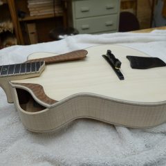archtop-ukulele-construction-u116