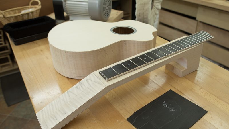 Lichty-Custom-Acoustic-Guitar-Build-G112